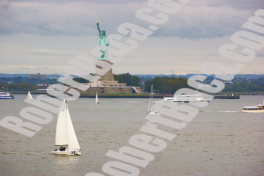 New York - Sailboats and Statue of Liberty