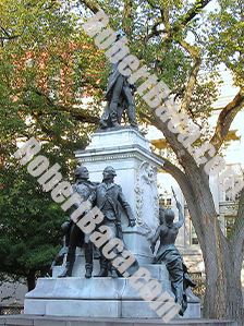Lafayette Monument Side View - DC